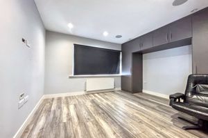 Photo 9- click for photo gallery